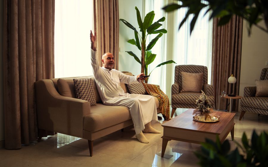 A comfortable, pest-free family living room in a Riyadh home